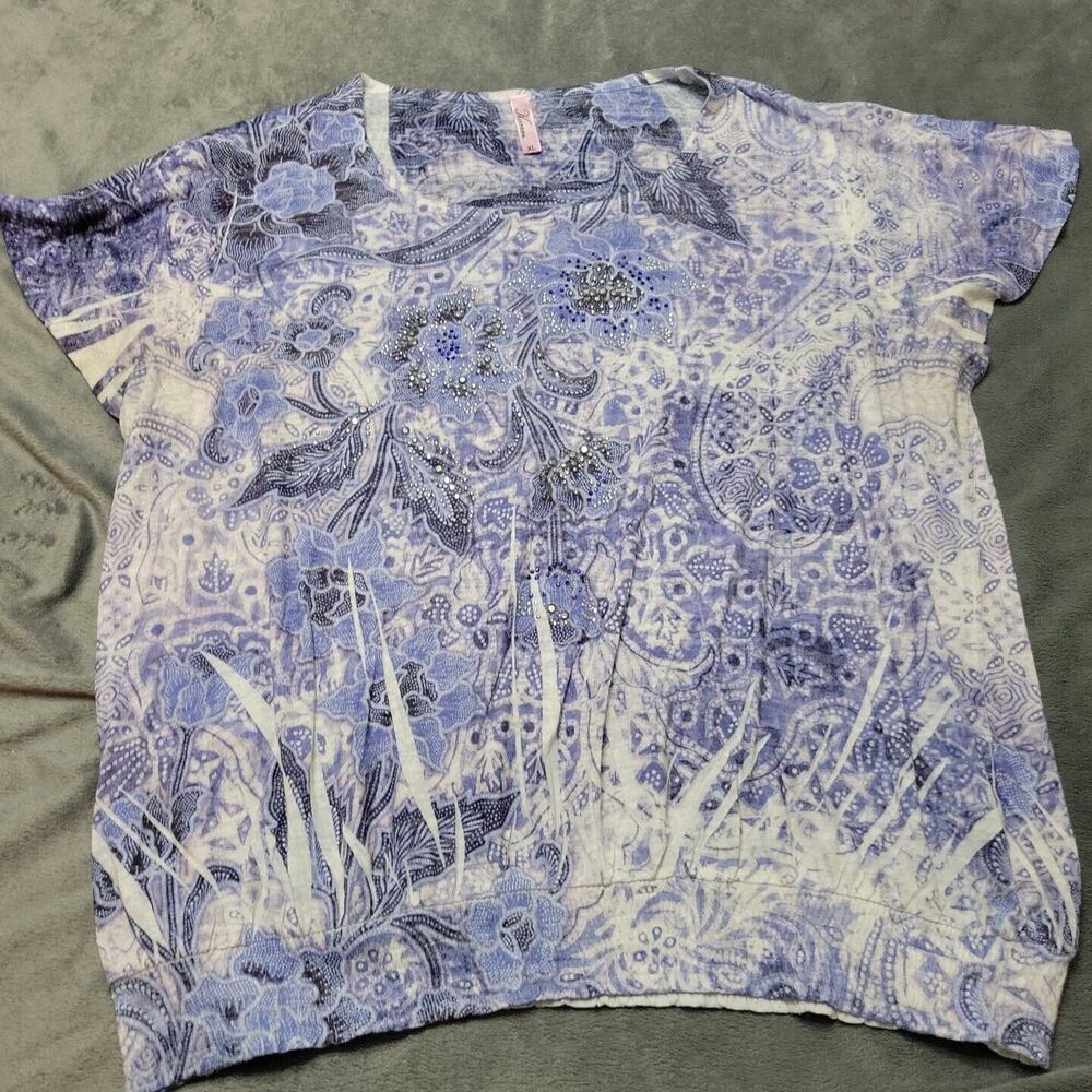 Kiara Shirt Womens XL White Blue Floral Art Bling Comfort Stretch Boho Smocked